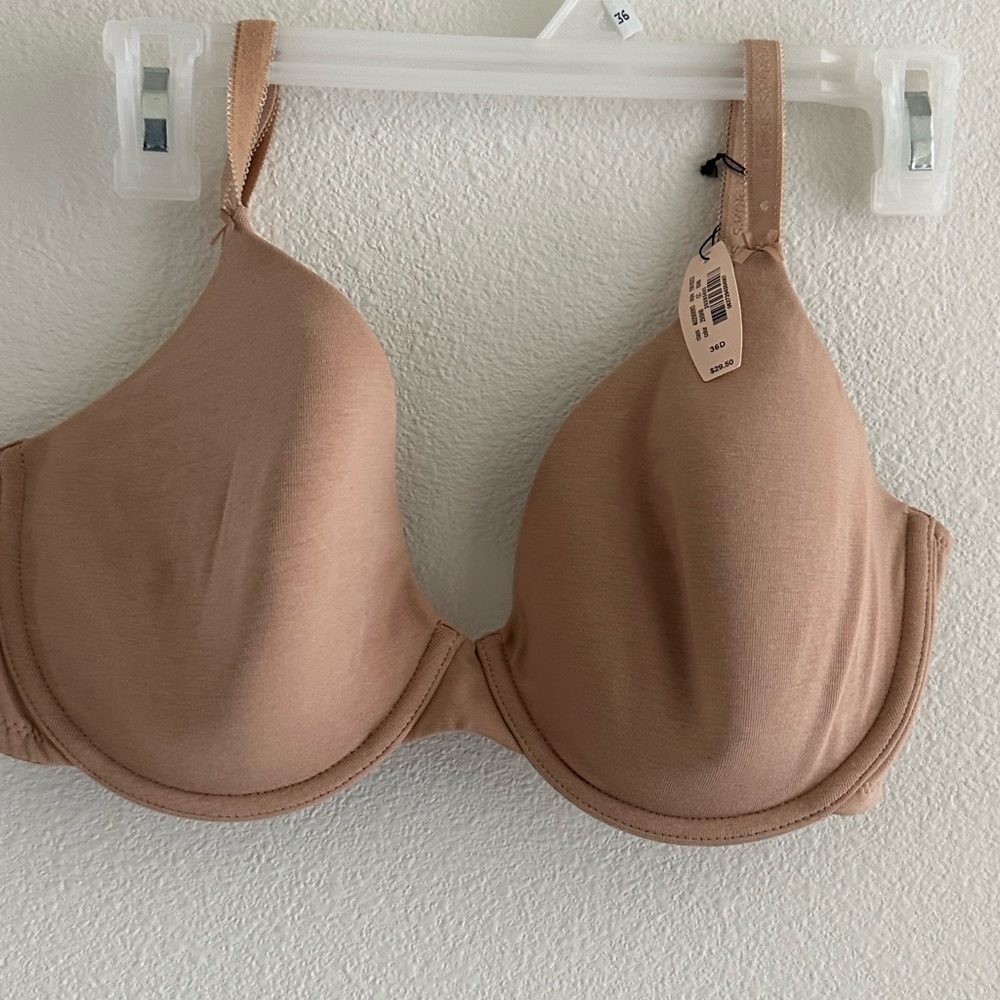 NWT VS bra size 36D